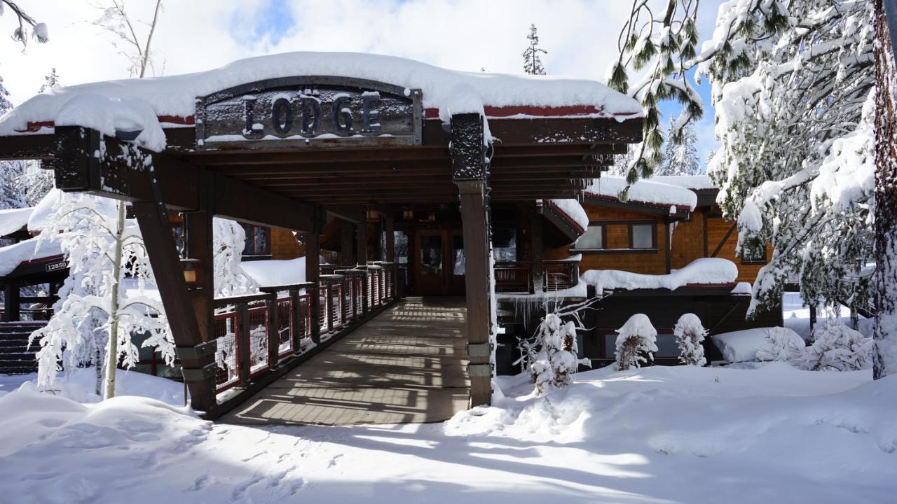 Bear Meadows Lodge - Hot Tub - Tahoe Donner Home 트럭키 외부 사진